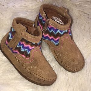 Minnetonka toddler boots